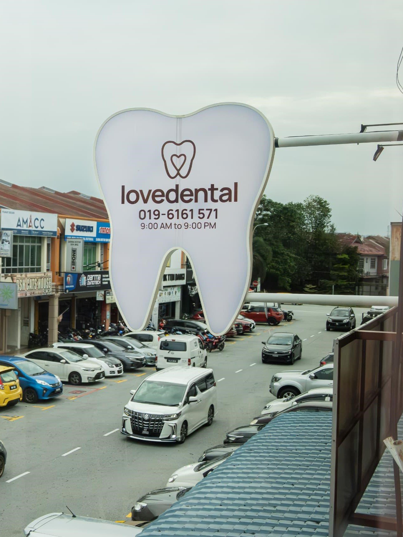 Love-dental-clinic-bangi-01